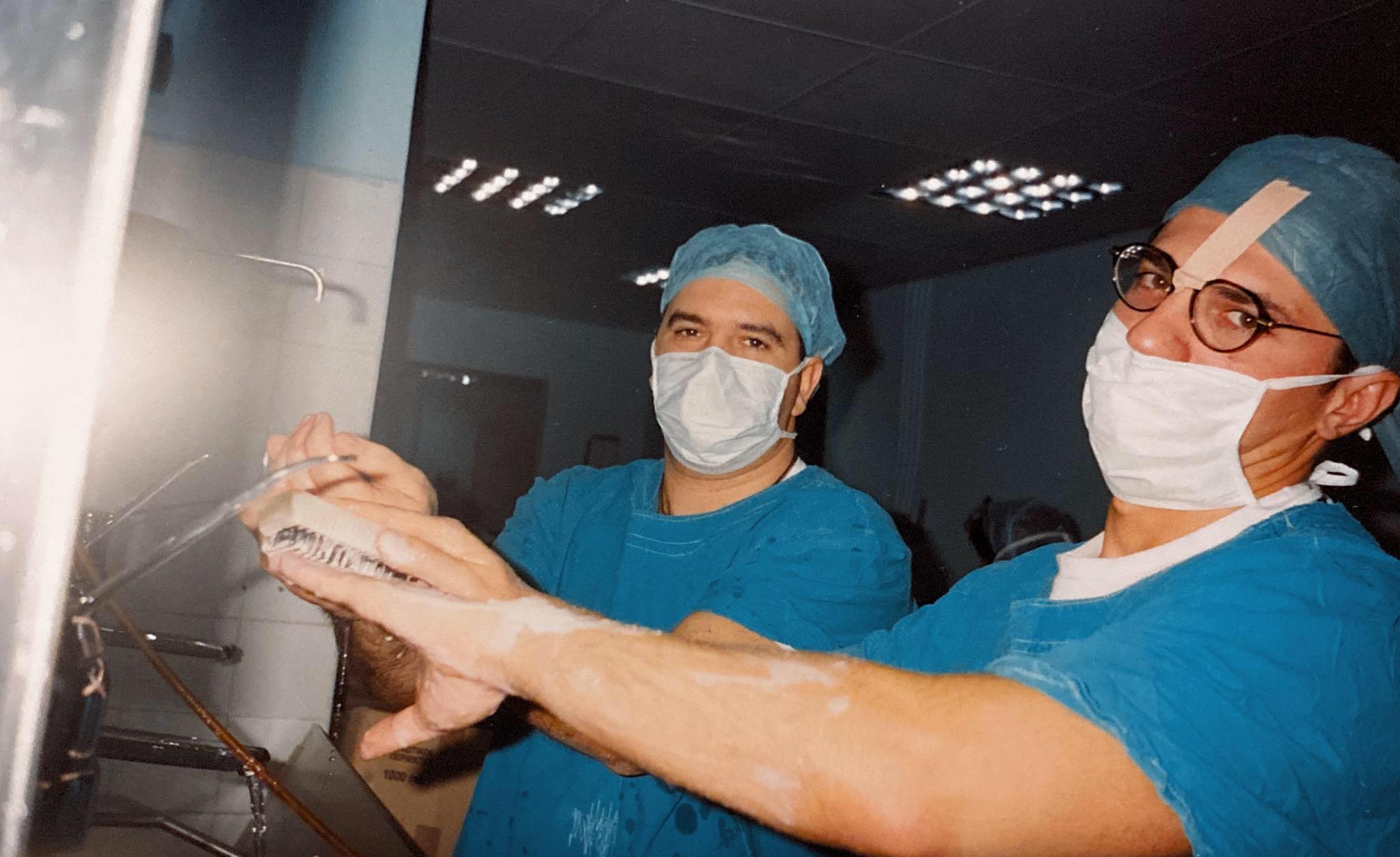 Προετοιμασία για εκπαιδευτικό χειρουργείο, Ειδικότητα στην Α' Χειρουργική Κλινική Νοσοκομείου Μεταξά, 1997